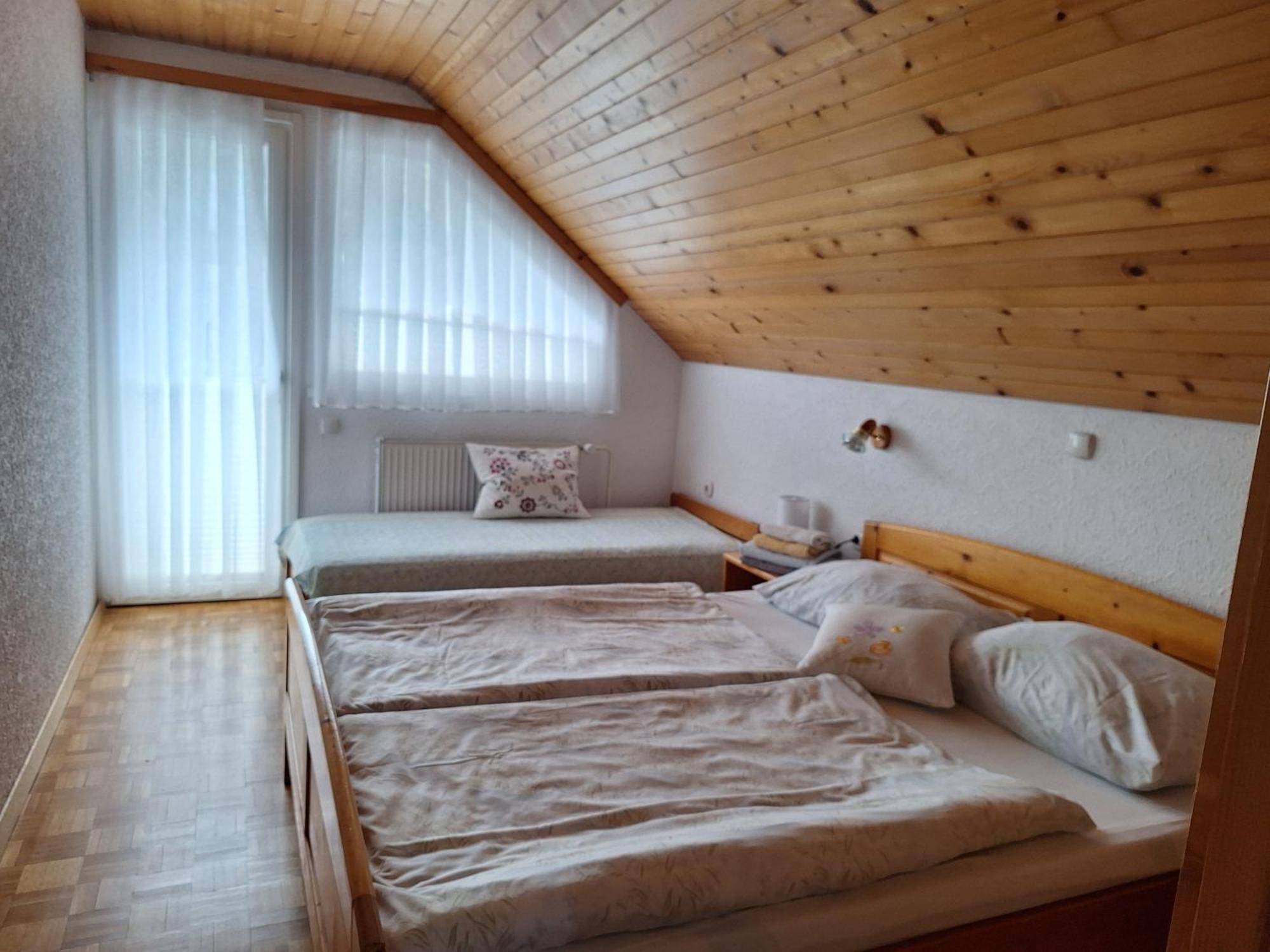 Apartmaji Marinka Hodnik Bohinj Kamer foto